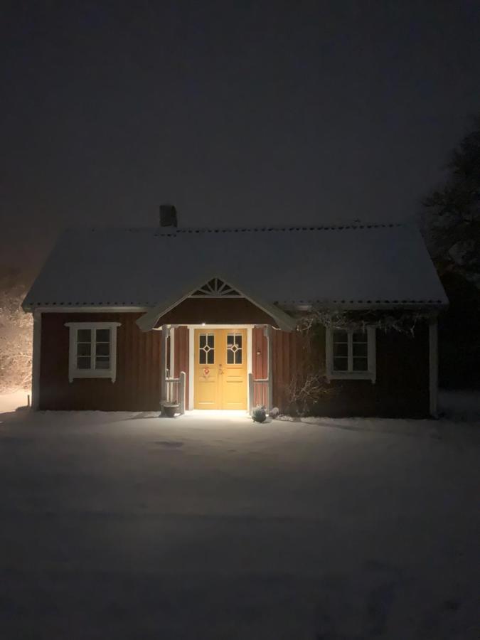Bo I Egen Stuga Pa Haerlig Oelandsgard Köpingsvik Zewnętrze zdjęcie